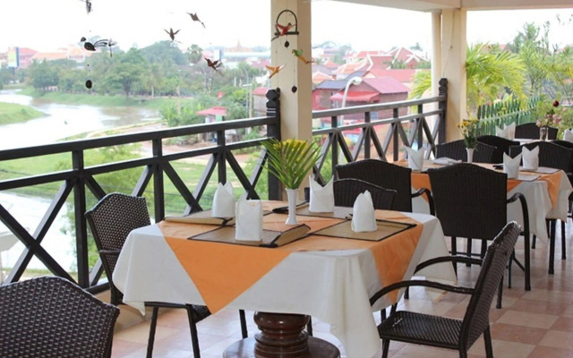 Siem Reap Riverside Hotel