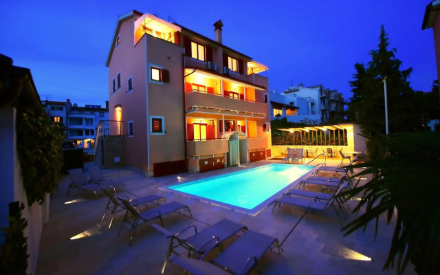 Apartments Zdjelar