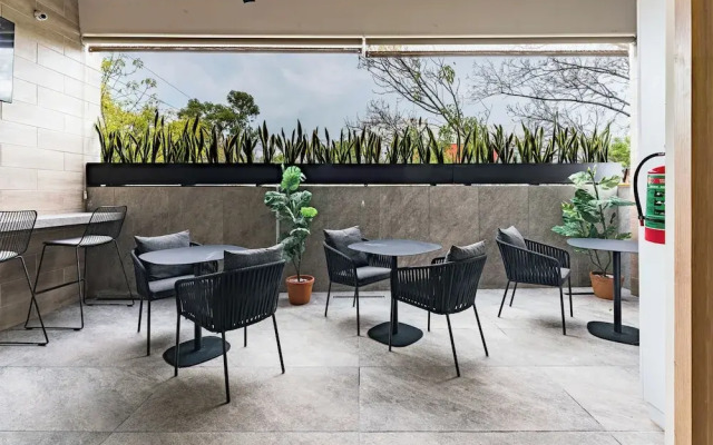 Suites Monterrey by Escajal Suites