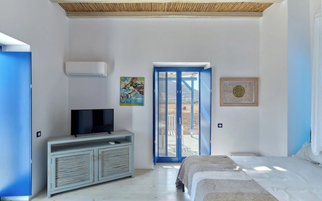Blue and Green in Luxury