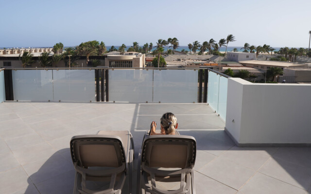 Halos Casa Resort