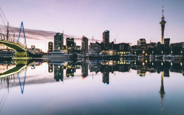 Modern 3 Bedroom Apartment in Auckland