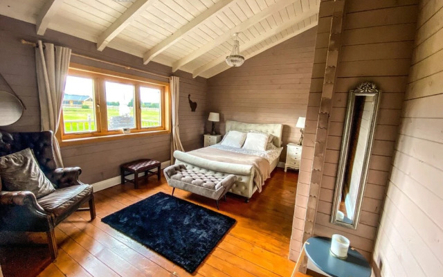 Beautiful 3-bed Luxury Private Lodge in York