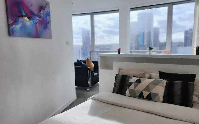 Cityscape Apartment in Rotunda Bham