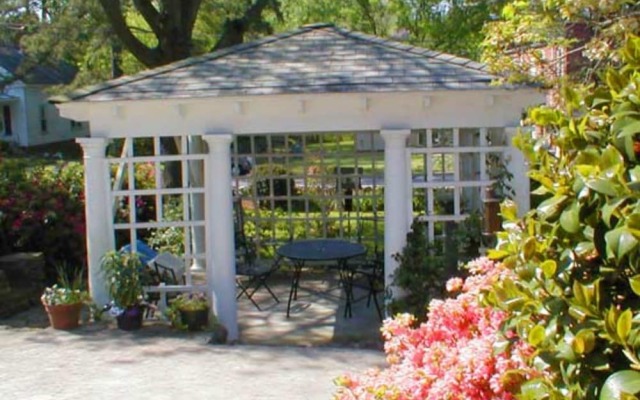 Fuquay Mineral Spring Inn and Garden