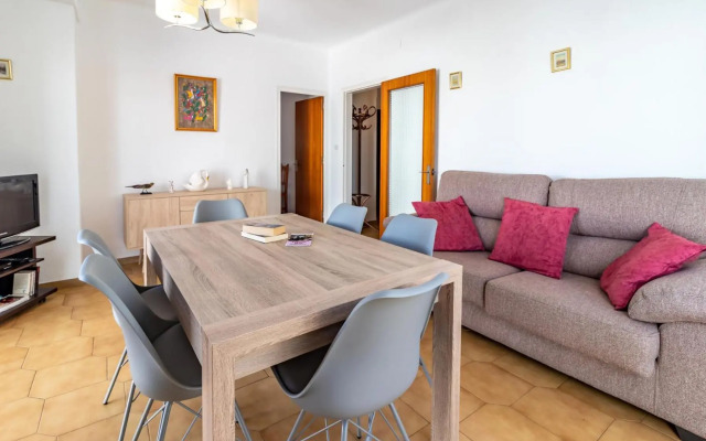 PORT DE LLANÇÀ 35 Apartamento céntrico en el puerto