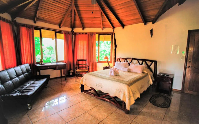Hosteria Orkidea Lodge