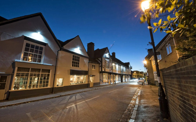 The Ostrich Inn
