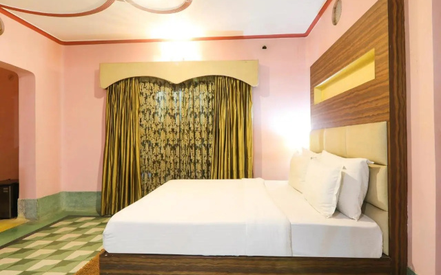 Fabhotel East View