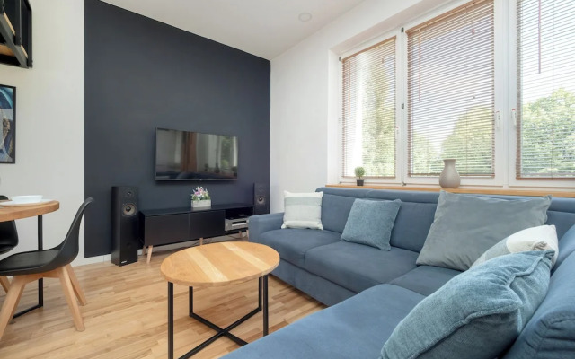 Studio With Bathub in Lodz by Renters