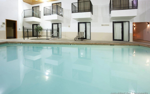 SureStay Plus Hotel by Best Western Albuquerque I40 Eubanks