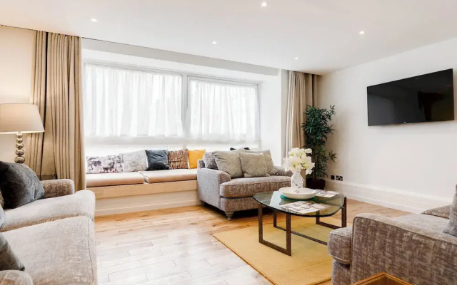 4 Bedroom Villa on Marble Arch