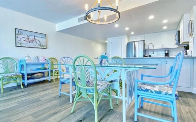 Chateaux 106 by Teeming Vacation Rentals