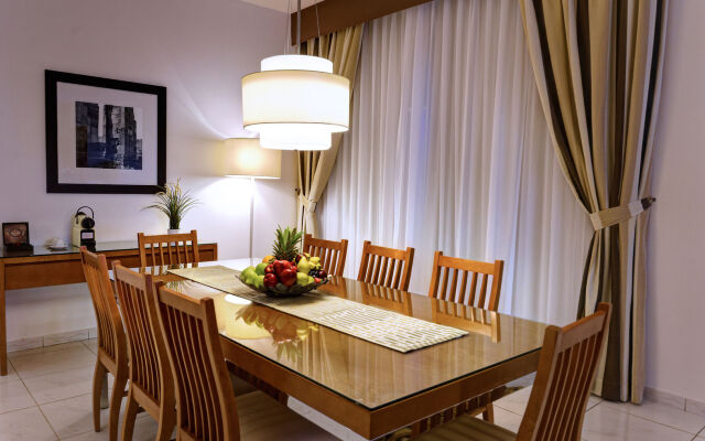 Golden Sands Suites