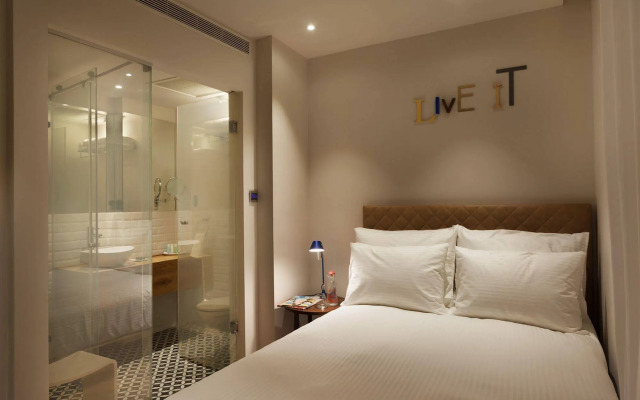 Jacob Shenkin Hotel