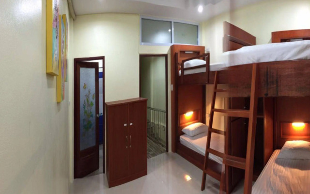 Phangan Barsay Hostel