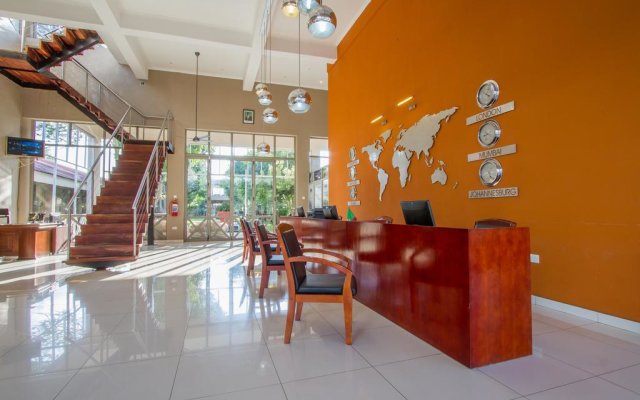 CityBlue Courtyard Hotel & Suites