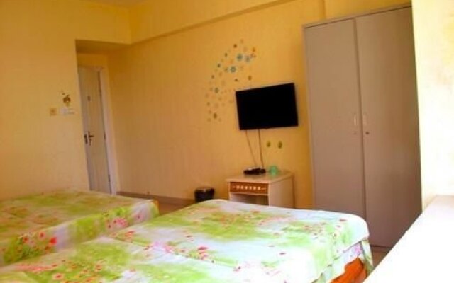 Huanyuanlanwan Holiday Hotel