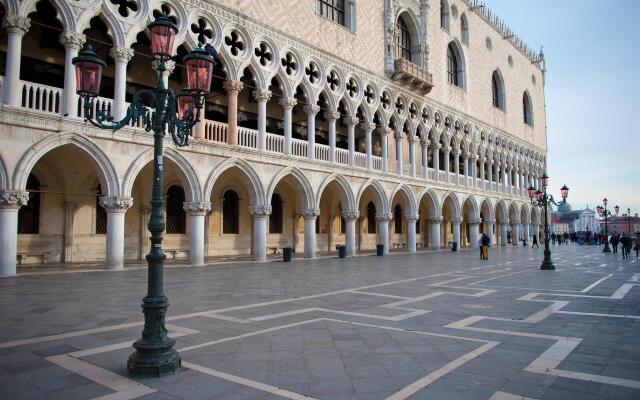 Hotel Bella Venezia