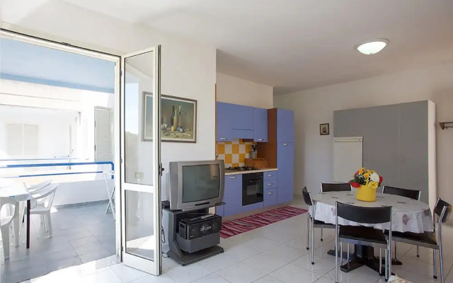 Glicine Apartment With Pool in Residence