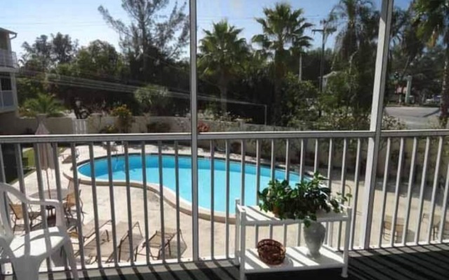 Beach Townhouses 104