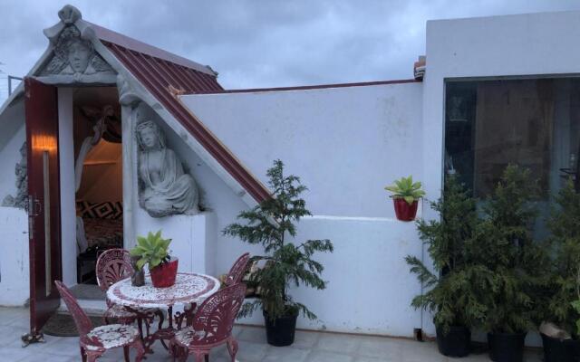 Captivating Studio Apartment in Mexilhoeira Grande