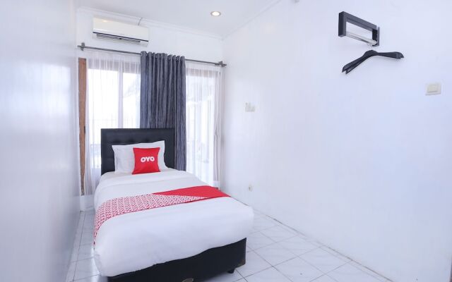 OYO 426 Hotel Gading Resto