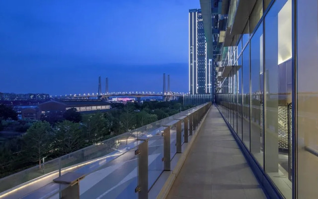 Crowne Plaza Guangzhou Window Of Canton by IHG
