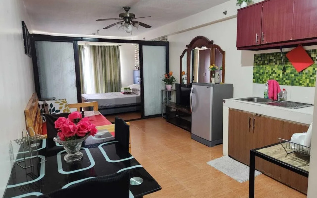 1 Bedroom Condo at One Oasis Condominuim