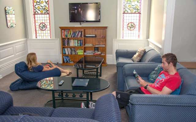 Dorset House Backpackers