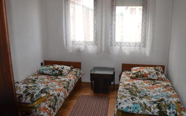 Hostel Valentin