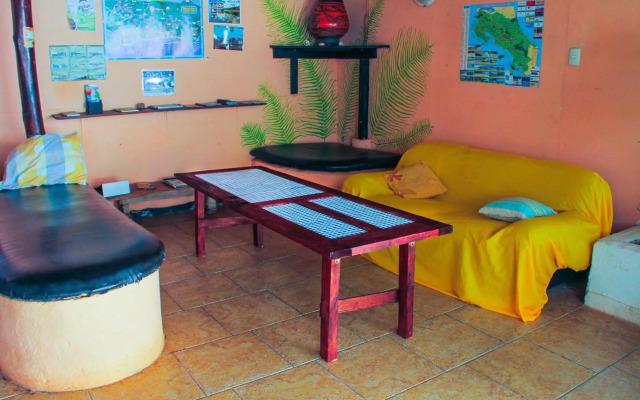 Pura Vida Hostel