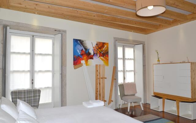 Room in Apartment - Stay in Historic Area of Porto