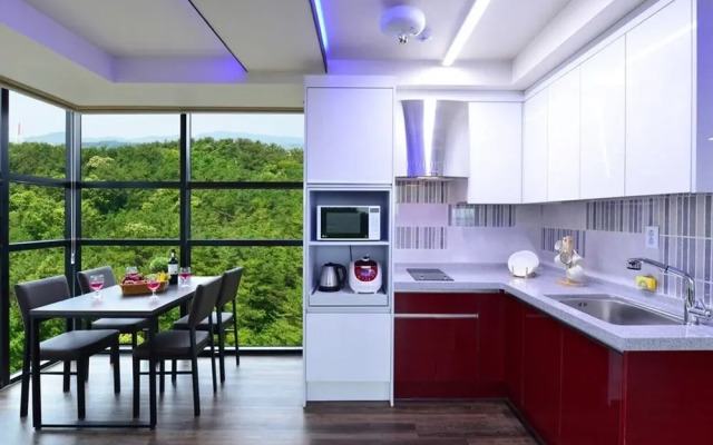 Arirang Hill Hotel & Resort