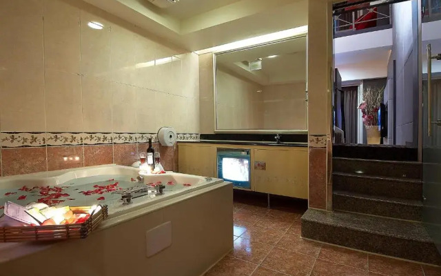 Zhi Baishan Motel