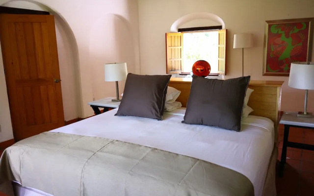 Casa Flor de Mayo