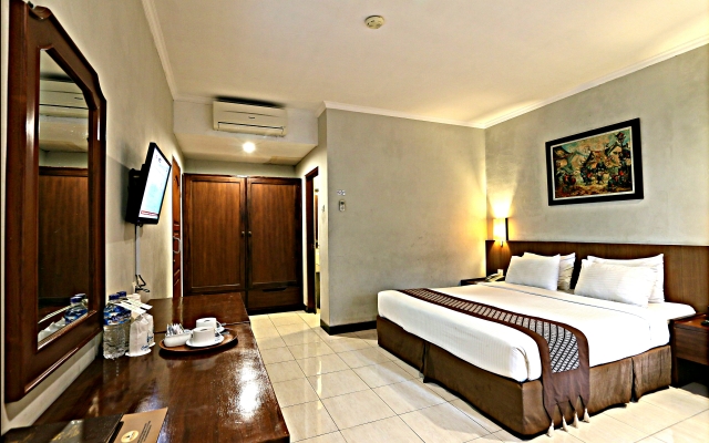 Cakra Kembang Hotel