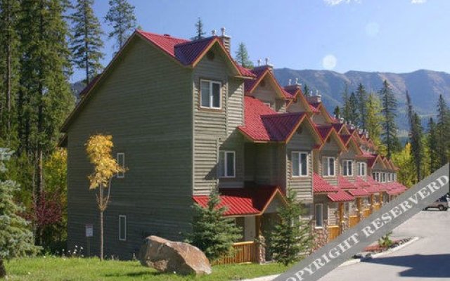Stone Creek Chalets by FCR