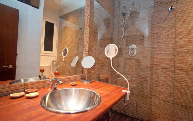 Cozy Eixample Apartment