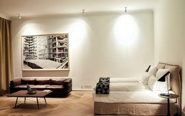 Townhouse by THE QVEST