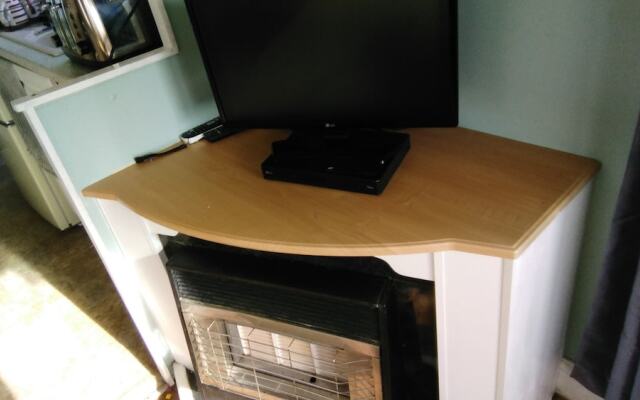 Charming 3-bed Caravan in Camber Food Rest