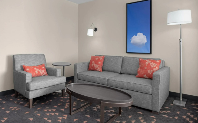 Holiday Inn Hasbrouck Heights-Meadowlands by IHG