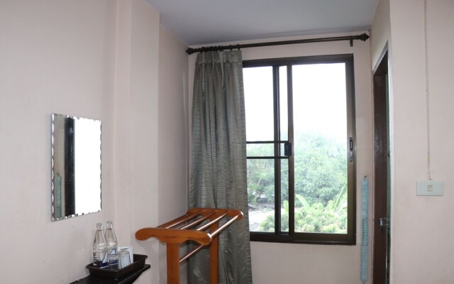 Tipsiri Place by OYO Rooms