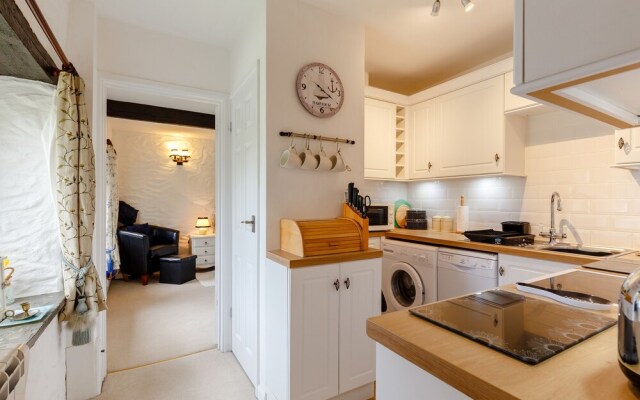 Poldark Cottage