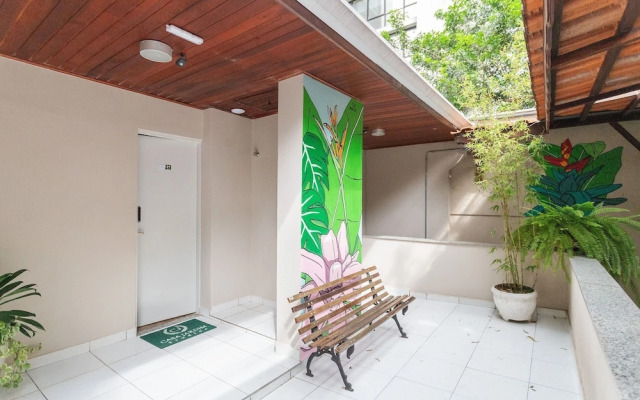 Casa Jardim. Ar e garagem