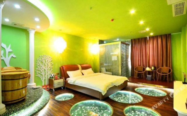 2099 Theme Hotel
