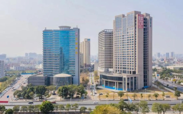 Oriental Hotel