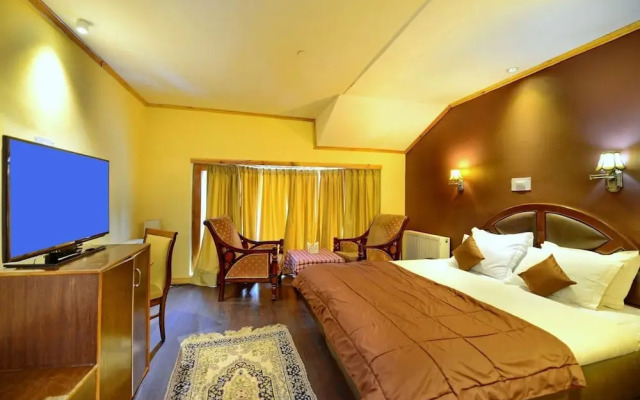 Hotel Pine Palace Resort