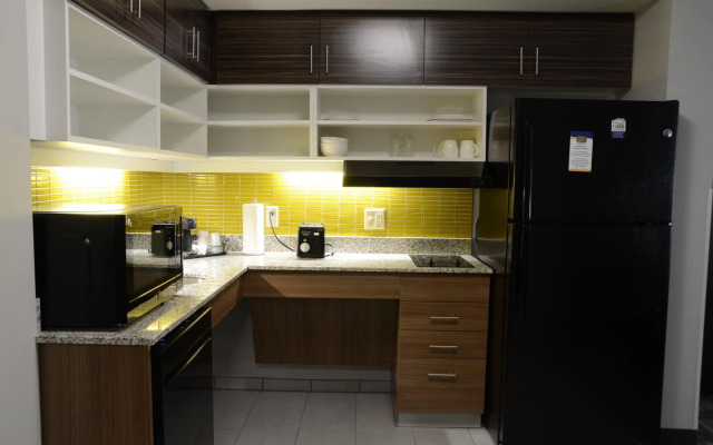 MainStay Suites Bowling Green North