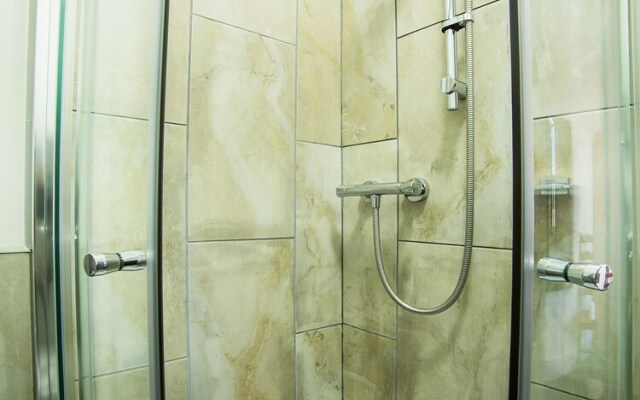 Hotel 119 by OYO
